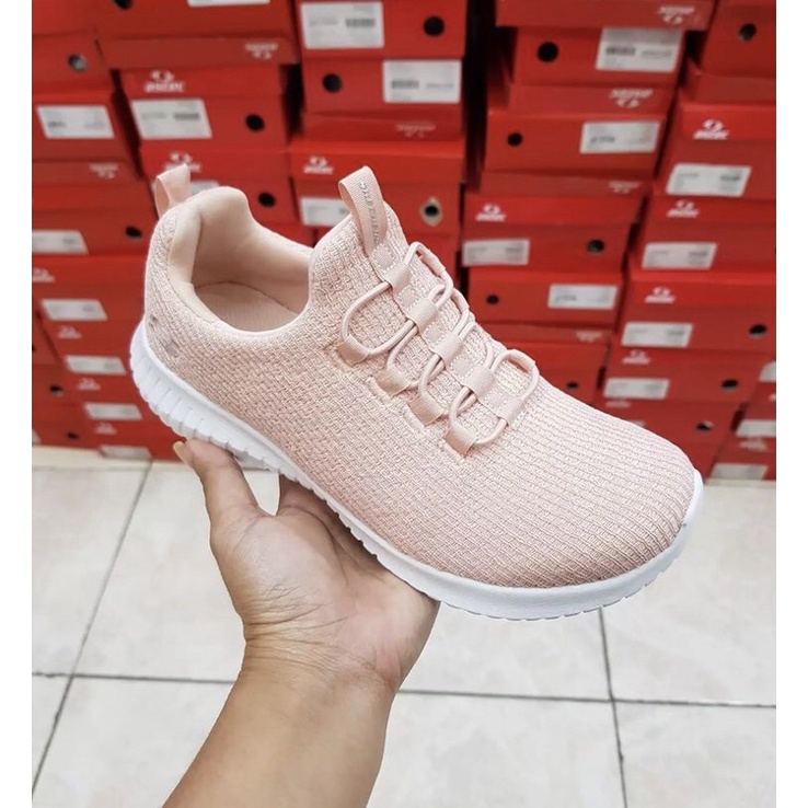 Skechers social hot sale muse pink