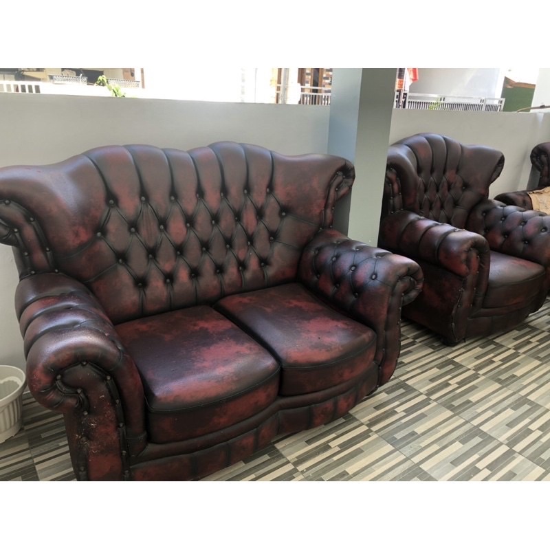 Jual Sofa chesterfield informa preloved/bekas Shopee Indonesia