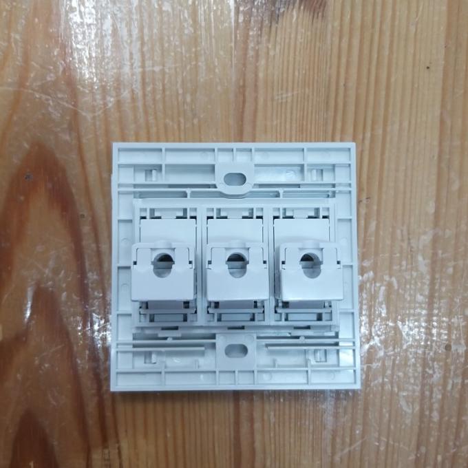 Jual STOP KONTAK LAN RJ 45 CAT 6e 3 port ready shipping | Shopee Indonesia