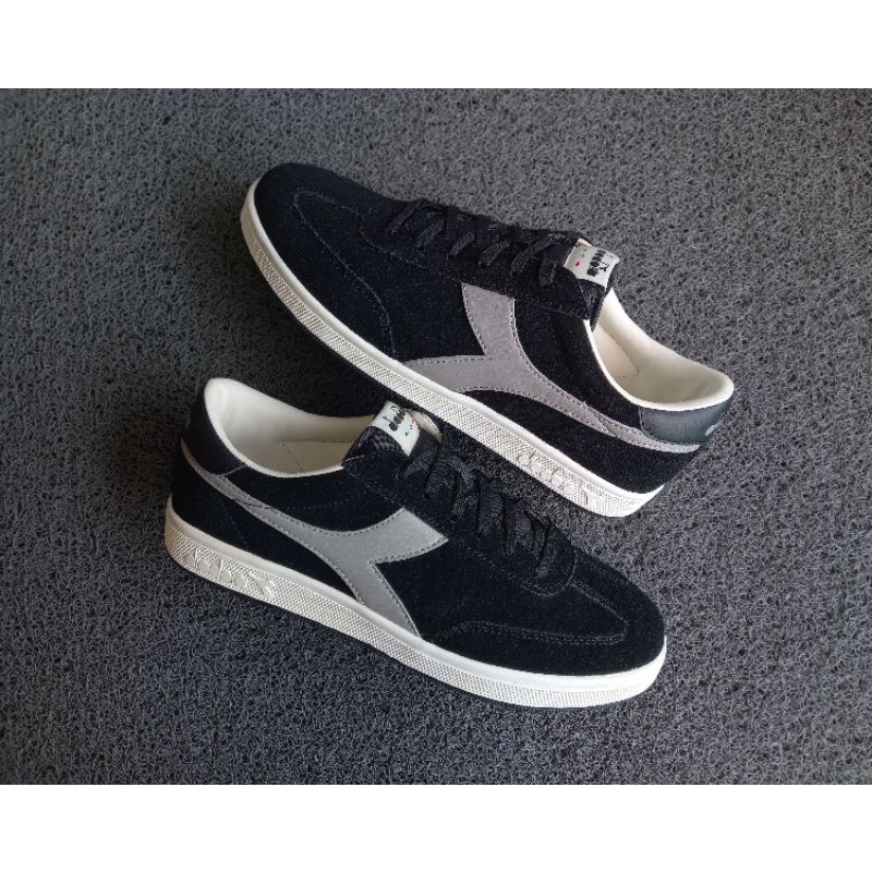 Diadora field shop black