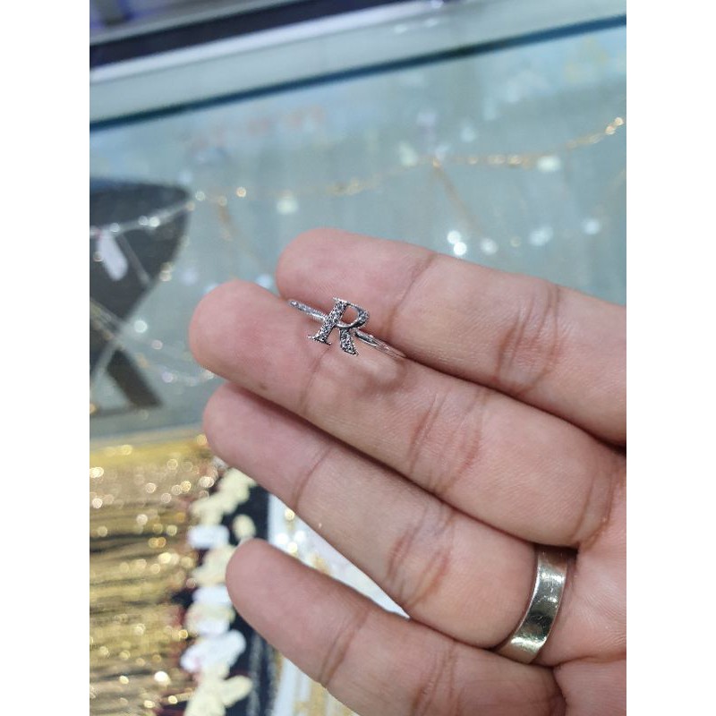 Jual Cincin emas putih kadar 750 inisial R | Shopee Indonesia