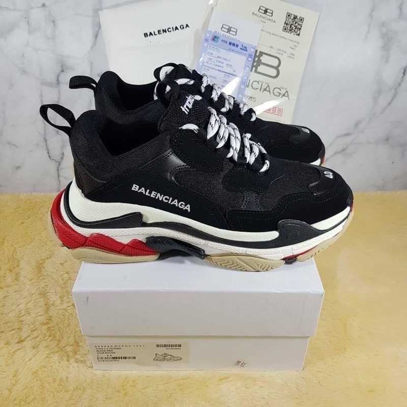 balenciaga triple s black and red