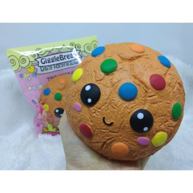 Squishy store giggle bread