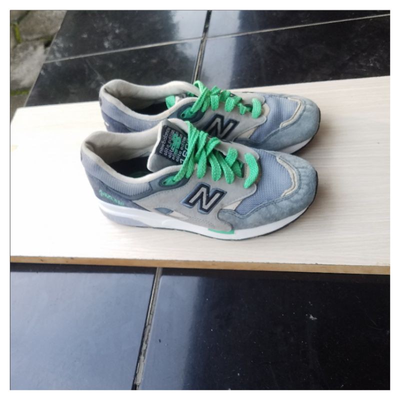 Harga sepatu new balance abzorb best sale