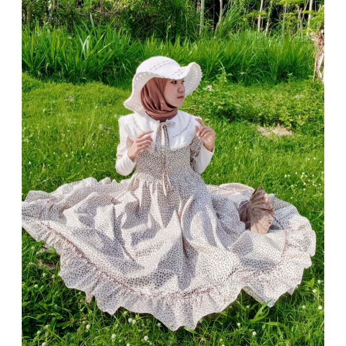 vintage dress shopee - CLAUDI flattering long flared polka dot Crafted from a luxurious blend of 95% cotton and 5% spandex Jual Pearl Vintage Dress/Dress Aesthetic/Dress