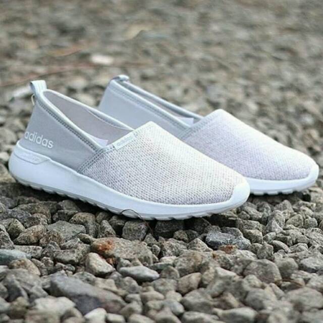 Adidas neo cloudfoam 2025 slip on harga