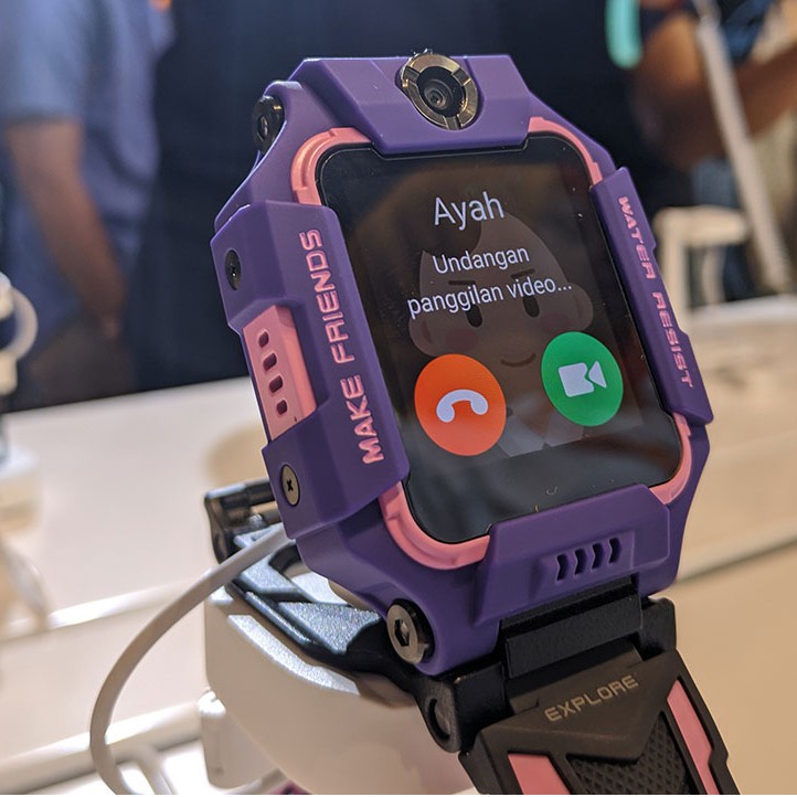 Jual Smartwatch IMOO FROZEN Dual Camera Flip LIMITED EDITION, 2 Kamera