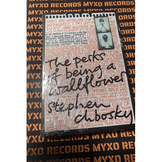 Jual NOVEL ORIGINAL THE PERKS OF BEING A WALLFLOWERS - STEPEHEN CHBOSKY ...