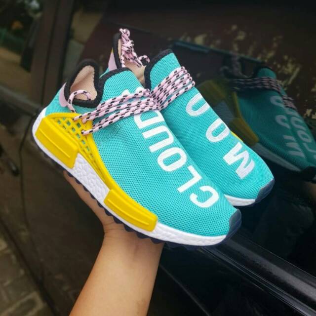 Jual Sneakers ADIDAS NMD HR x Parallel size 37 sampai 45 Rp 600.000 Box Shopee Indonesia