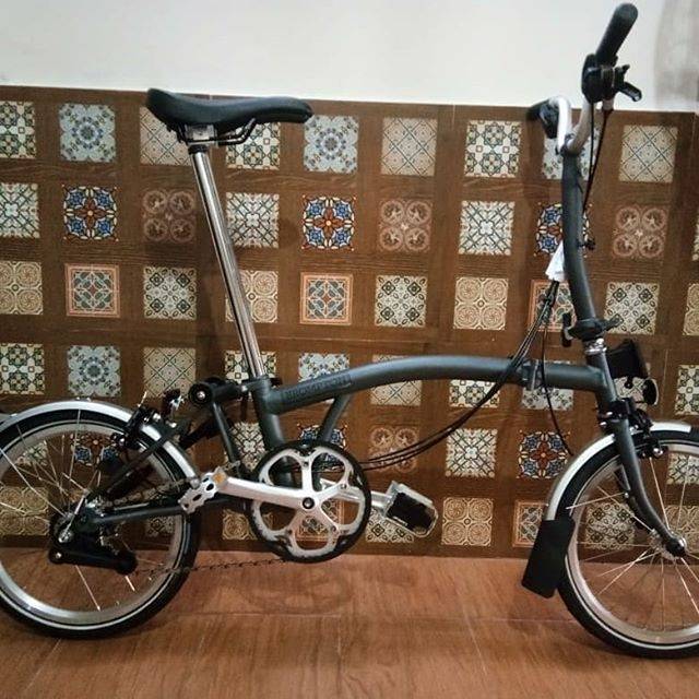 Brompton m6l 2024 graphite metallic