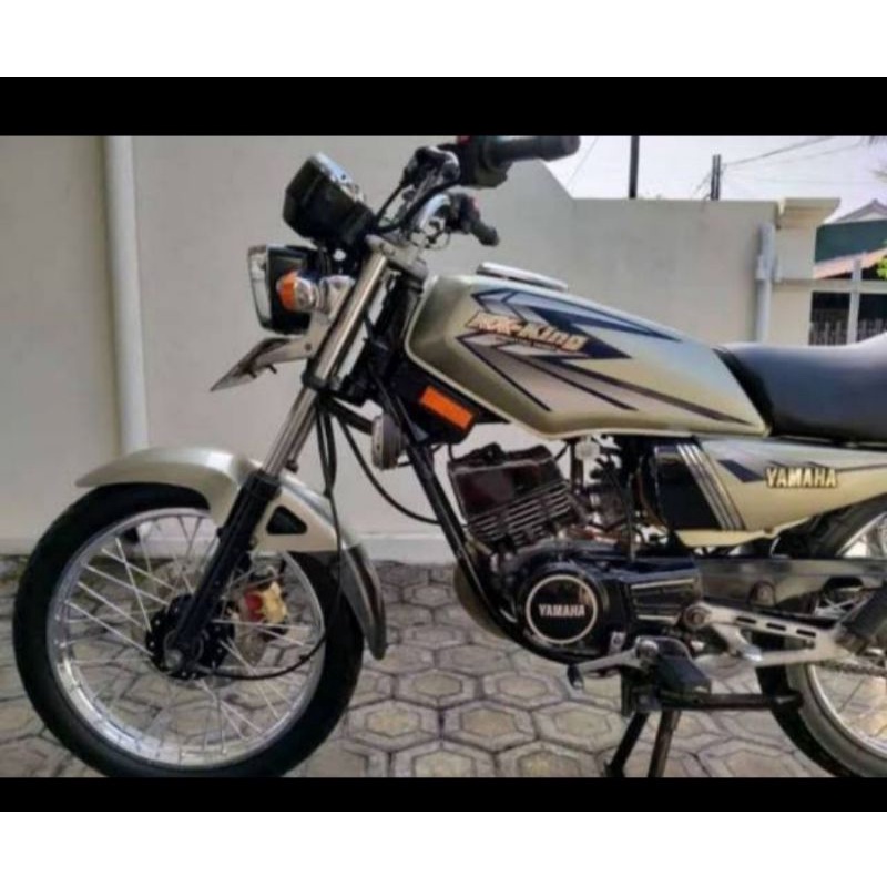 Jual Cat Gold Yamaha RX king 250ml | Shopee Indonesia