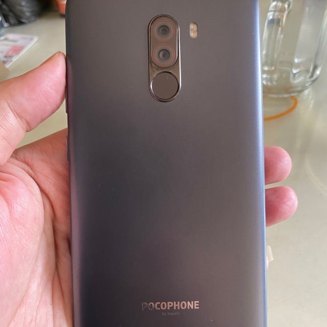 Jual Xiaomi Pocophone F1 6 128 gb resmi TAM | Shopee Indonesia