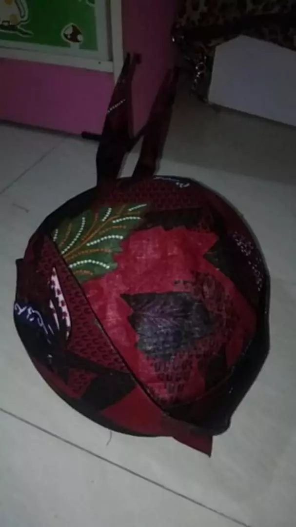 Udeng khas Surabaya