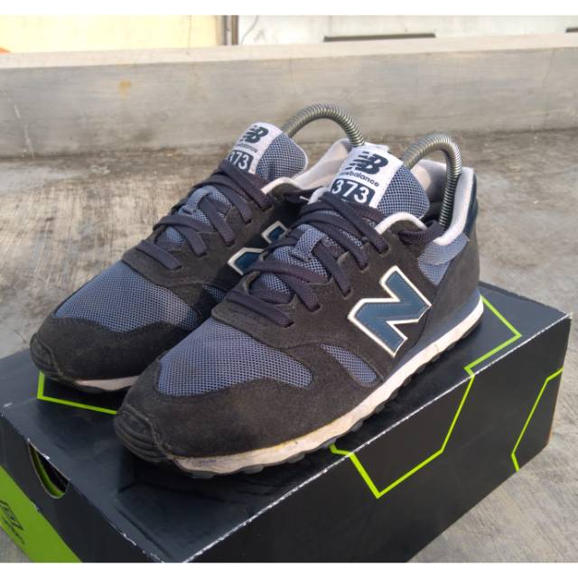 Sepatu new hotsell balance 373 original