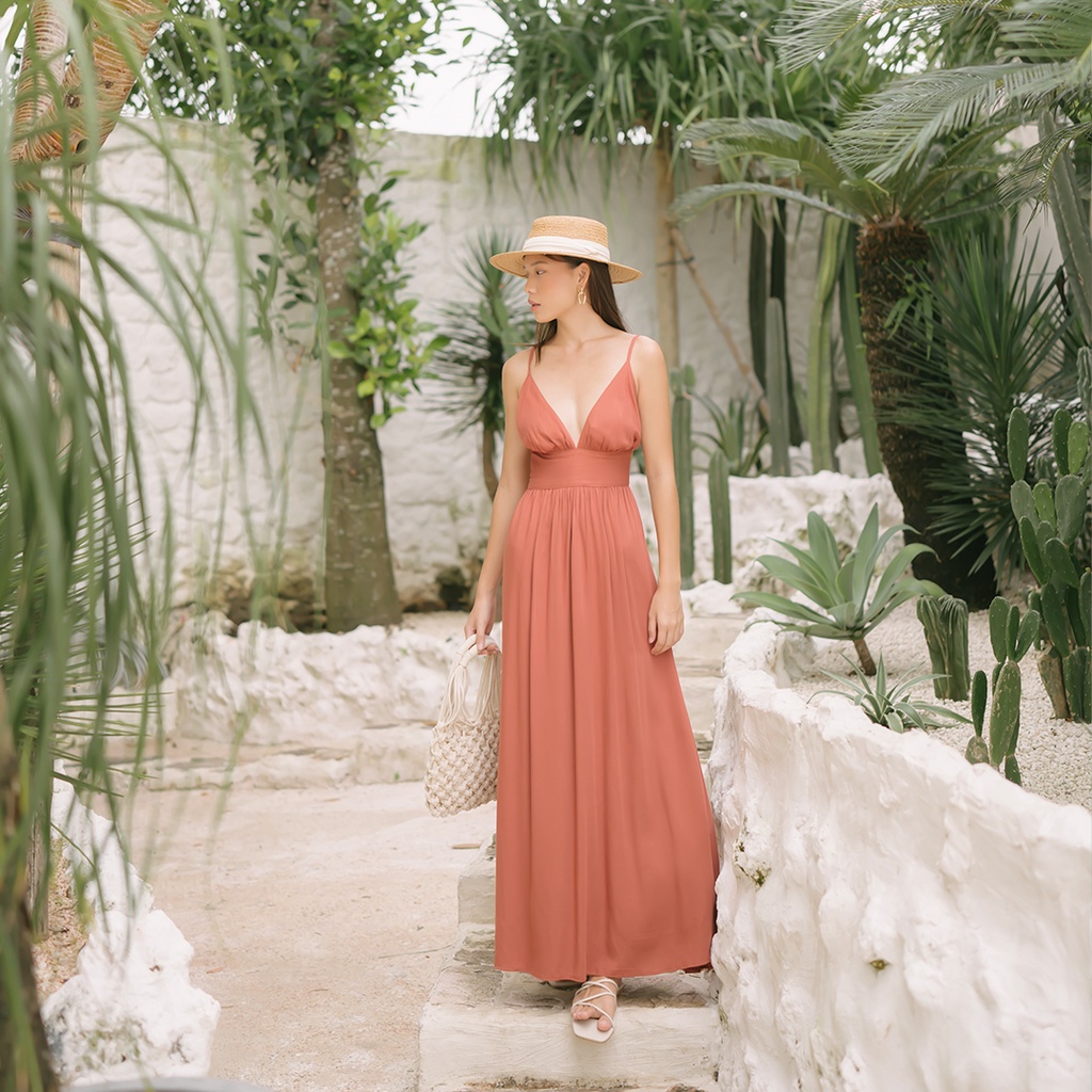 Jual ECLAIR COLLECTION - MORAY MAXI DRESS | Shopee Indonesia