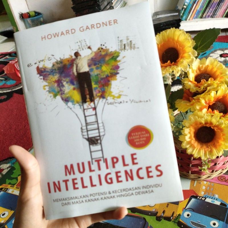 Jual Ready Buku Multiple Intelligences - Howard Gardner | Shopee