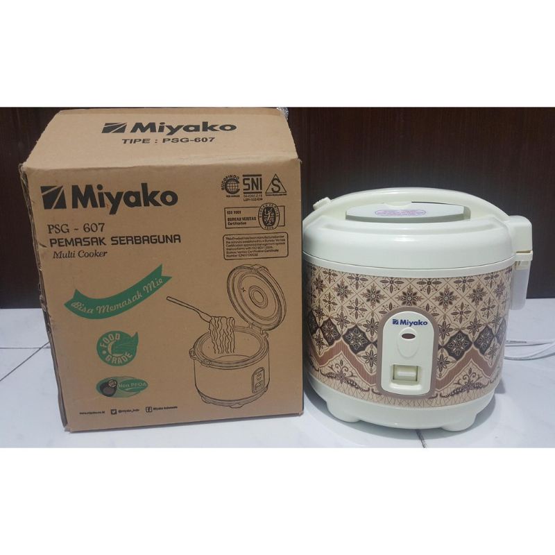 Jual Miyako Rice Cooker Mini 0.6 Liter PSG607 Hanya Untuk Memasak