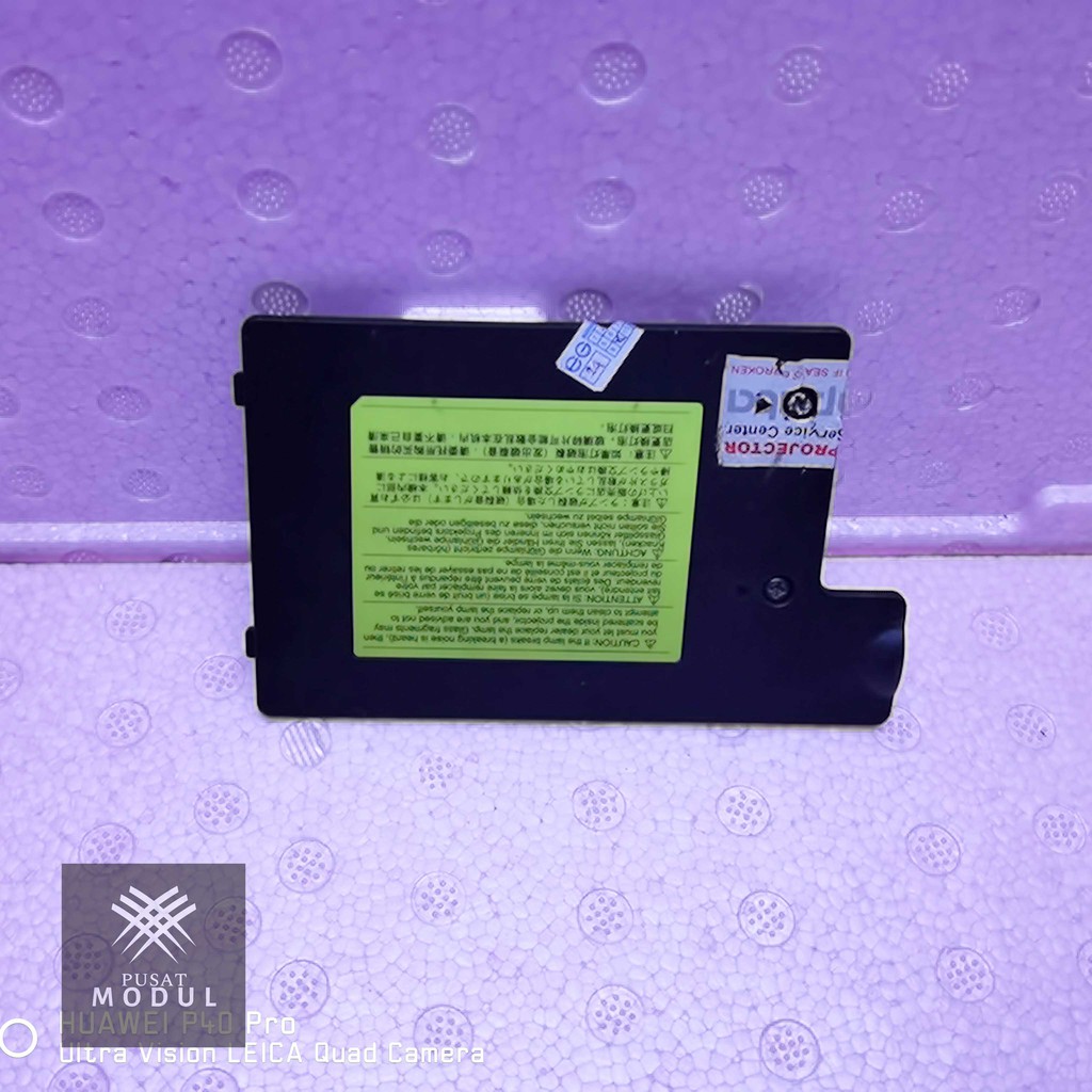 Lampada Sostitutiva TLPLV9 Per Proiettore TOSHIBA SP1 / TDP-SP1 / TDP-SP1U – Con Custodia, Durata Fino A 3000 Ore