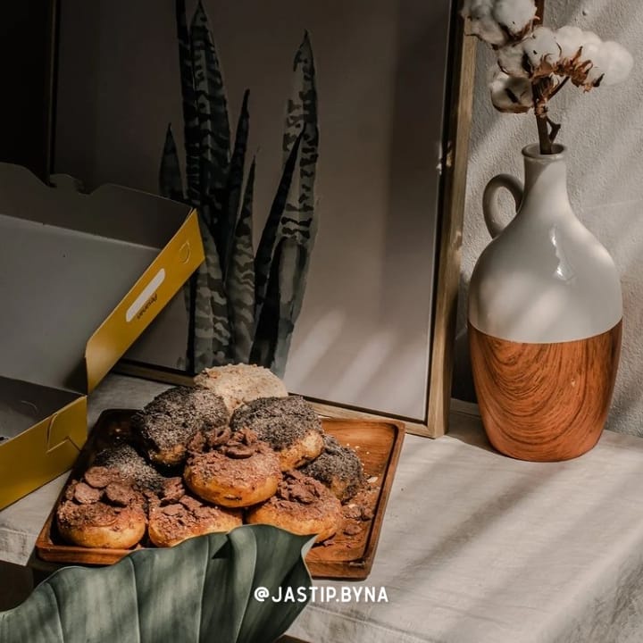 Jual DONAT BAHAGIA SERI DONAT ISI DAN CRUMB | DOBAH BANDUNG | Shopee ...