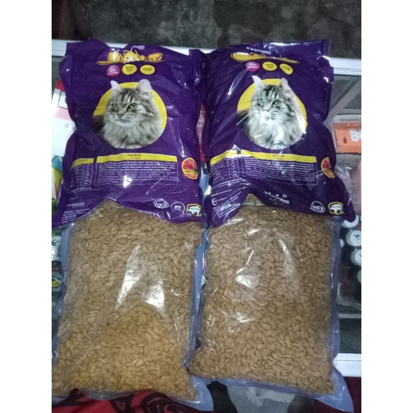 Jual Pur Kucing Bolt Ikan/Makanan kucing Bolt Bentuk Ikan (1Kg ...