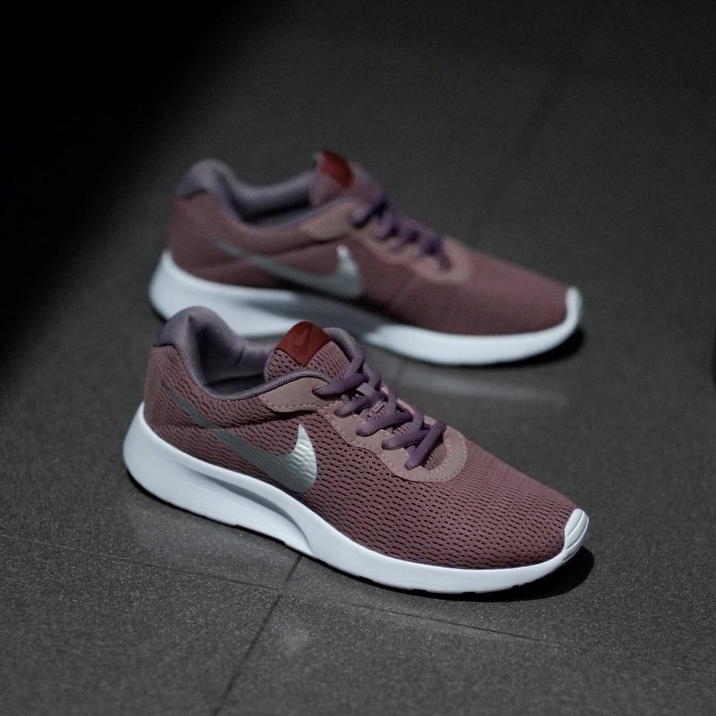 Nike tanjun cheap plum