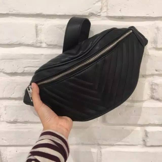 Stradivarius store bum bag