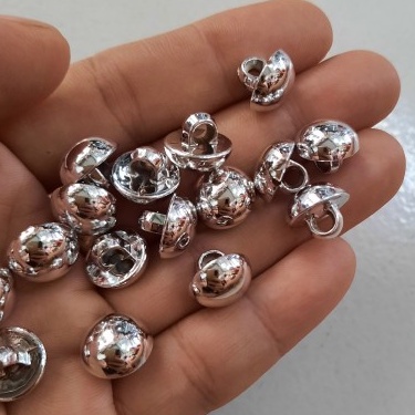 Jual Kancing Baju/Kancing Jamur Hias Warna Perak Dan Mas Size 13mm ...