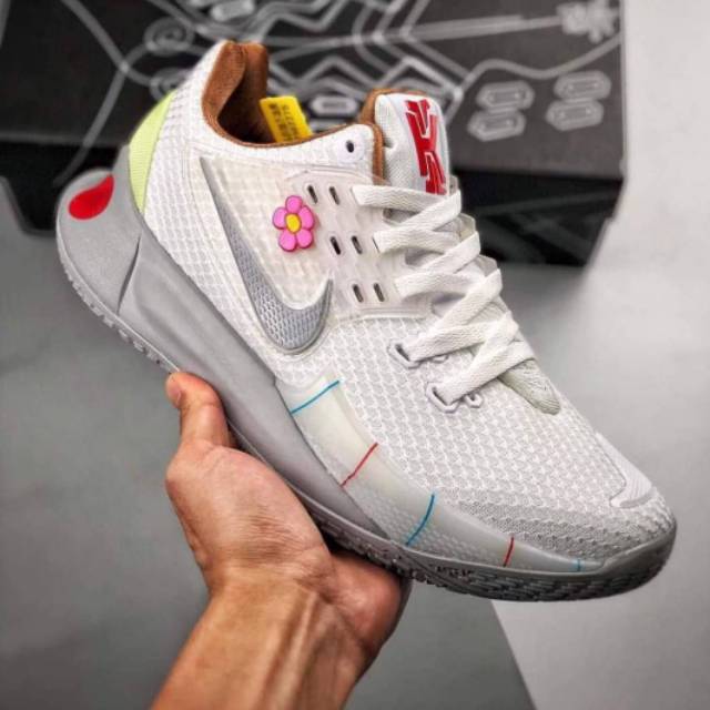 Spongebob kyrie 5 clearance sandy