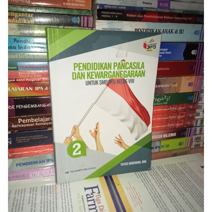 Jual ORIGINAL BUKU PENDIDIKAN PANCASILA DAN KEWARGANEGARAAN UNTUK SMP ...