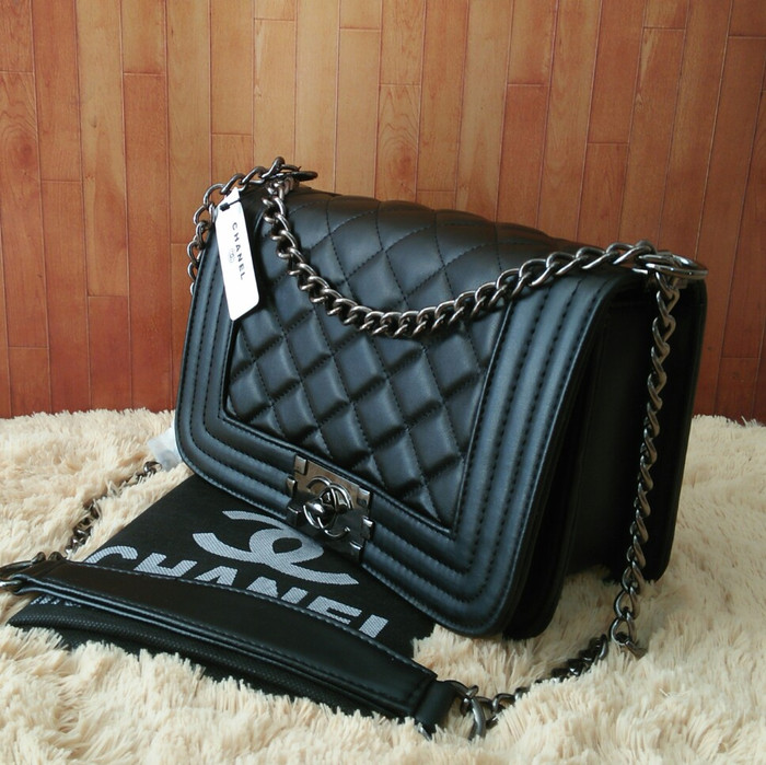 Jual Tas Selempang Tali Rantai Wanita Branded Chanel Boy Mini Warna Hitam Shopee Indonesia