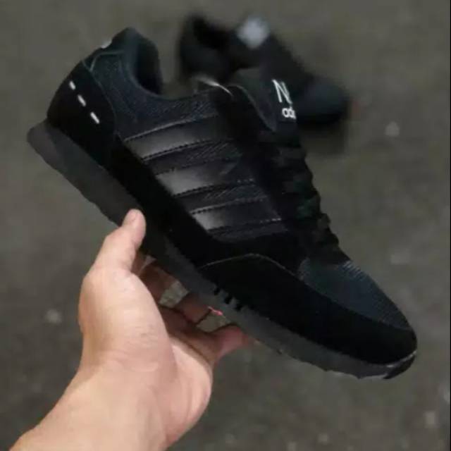 Sepatu adidas neo 2025 city racer hitam