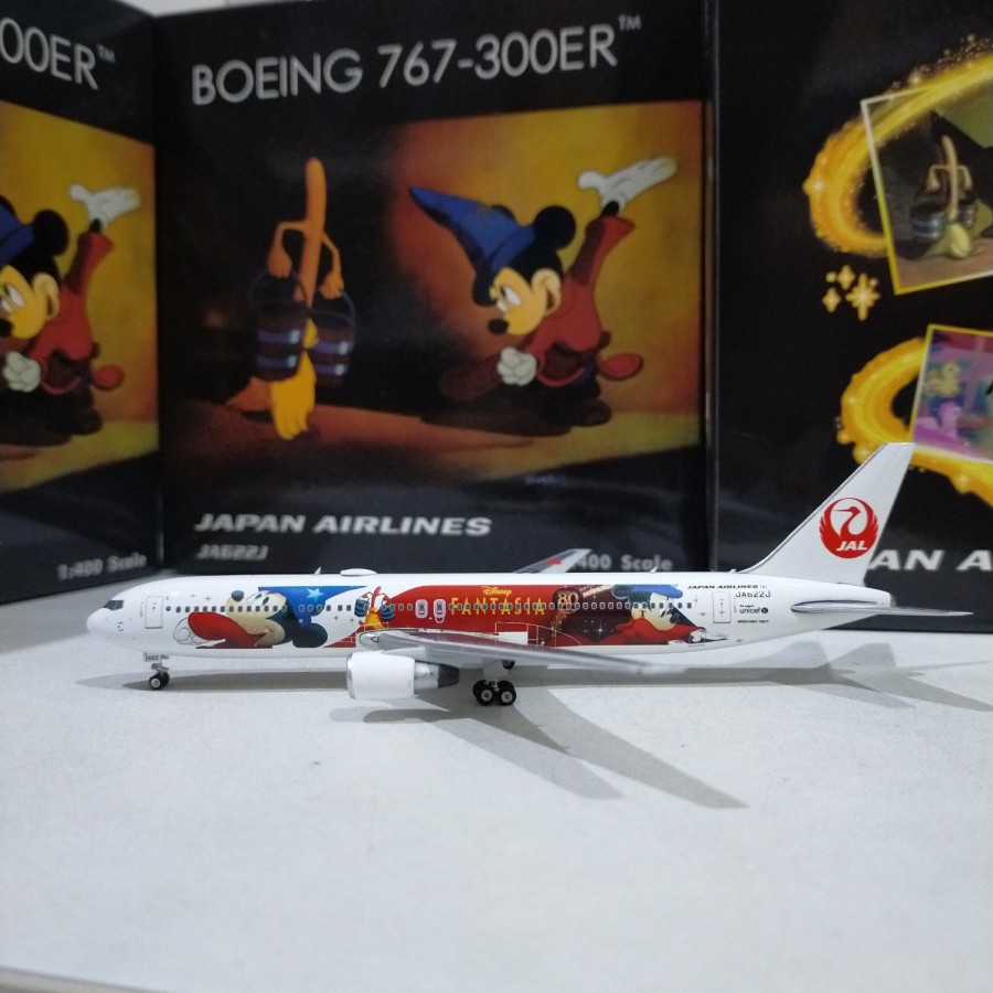 Jual Japan Airlines Boeing 767-300er JA622J Disney Fantasia