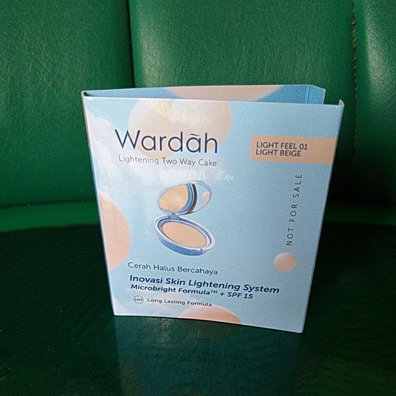 Jual Wardah Lightening Two Way Cake (SAMPLE) Shopee Indonesia