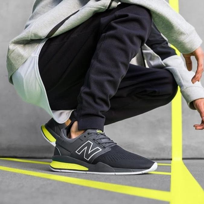 NEW BALANCE 247 tritium pack