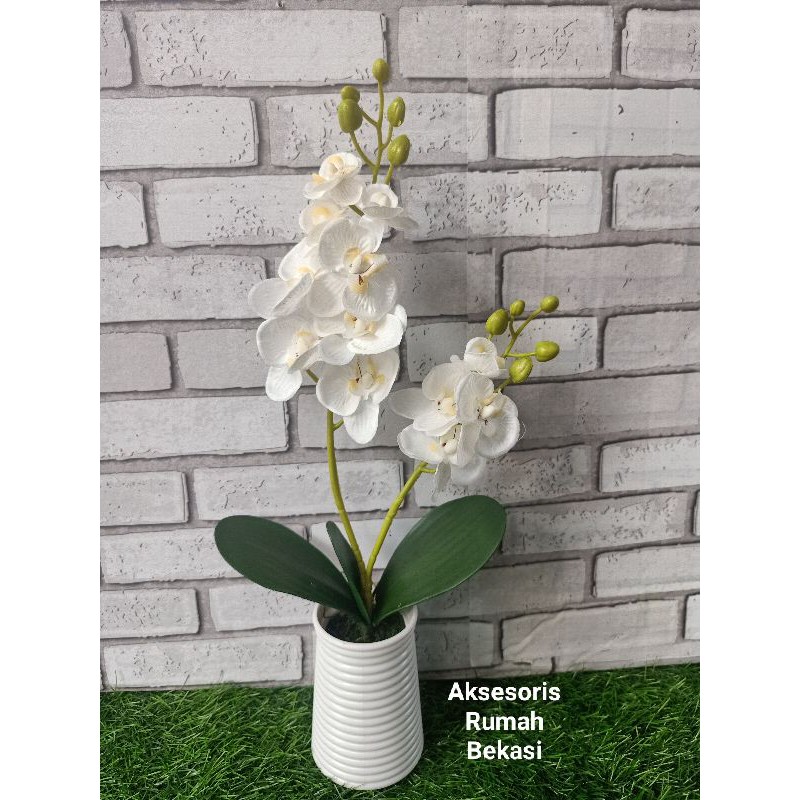 Jual Bunga Anggrek Artificial Dengan Pot Melamin Ulir 45 Shopee Indonesia