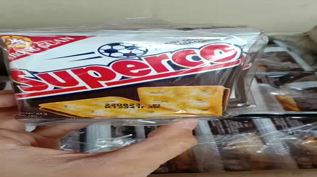 Jual agen distributor makanan ringan biskuit khong guan superco krim ...