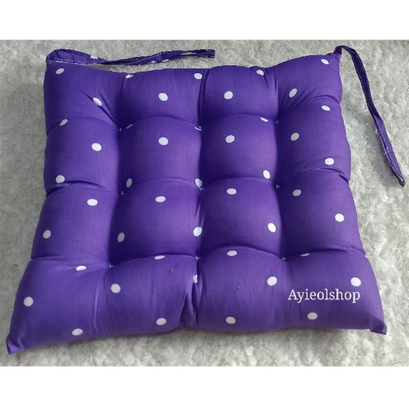 Jual Bantal alas duduk kursi, bantal lesehan ibu hamil isi silikon empuk -  random - Kab. Bandung - Damar 93 Olshop