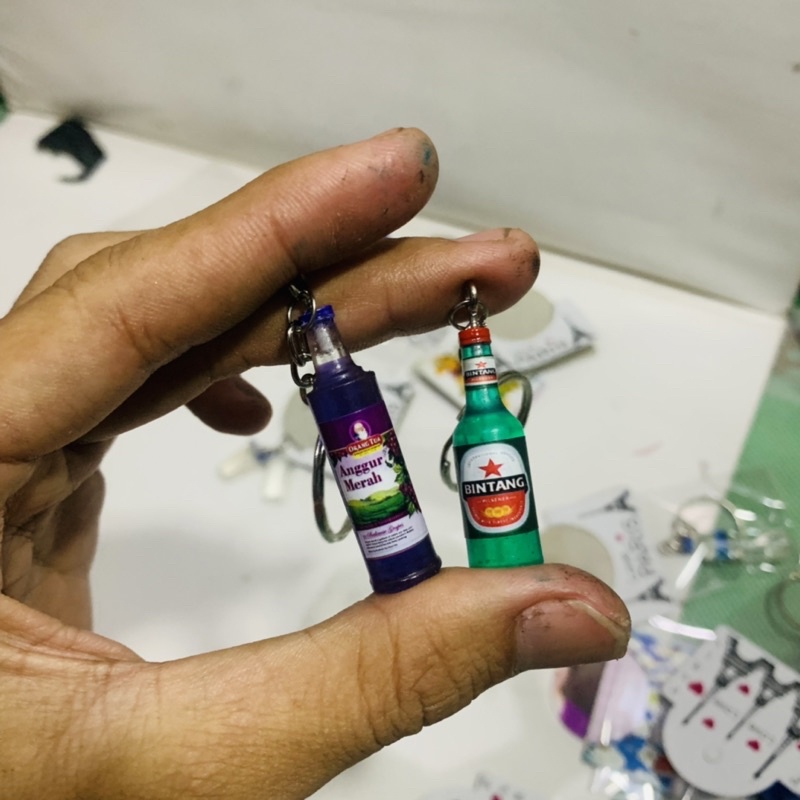 Jual (PH) MINIATUR GANTUNGAN KUNCI BOTOL BR BINTANG | ANGGUR GANTUNGAN ...