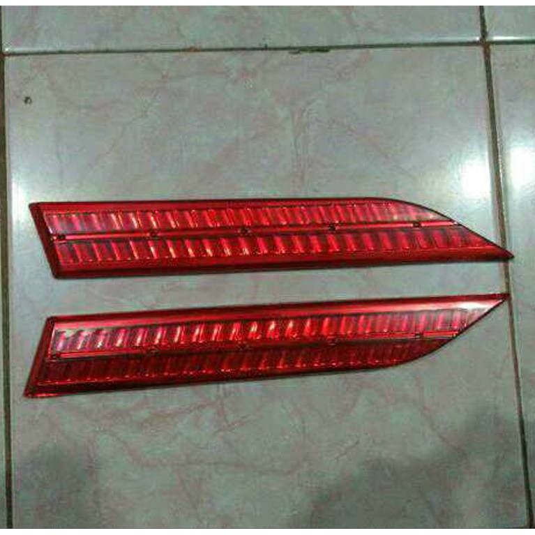 Jual Reflektor Trunk Lid Grand Innova 2014 - 2015 Biasa ( Non Ori ...