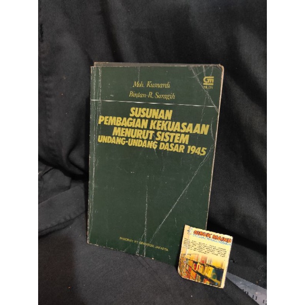 Jual Susunan Pembagian Kekuasaan Menurut Sistem Undang-Undang Dasar ...