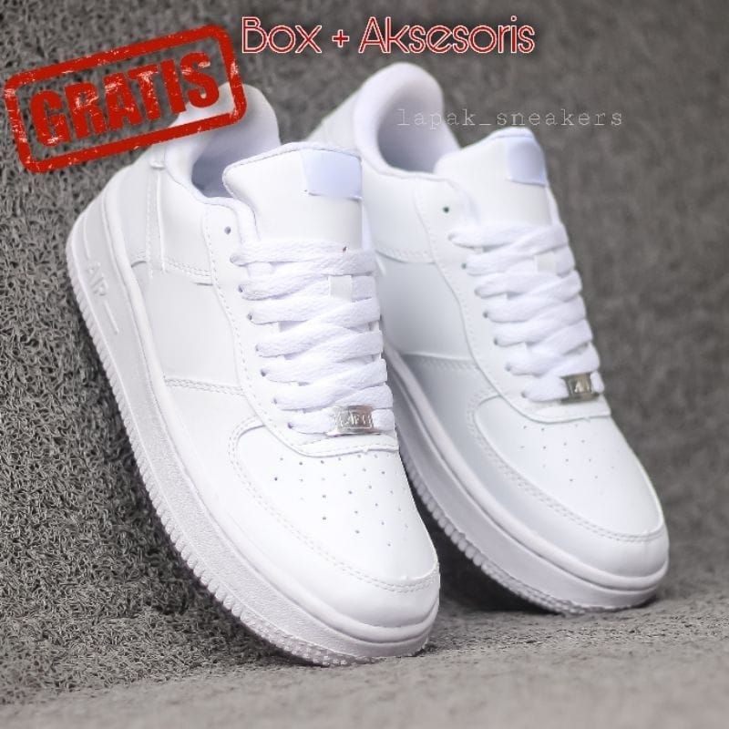 Promo Sepatu Sneakers Pria PERISIC WHITE