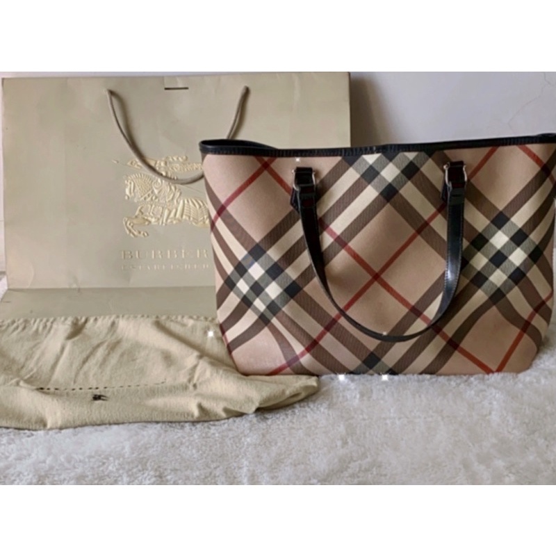 Burberry nova tote clearance bag