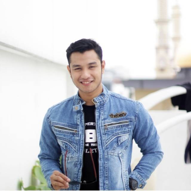Jaket denim slim fit hotsell