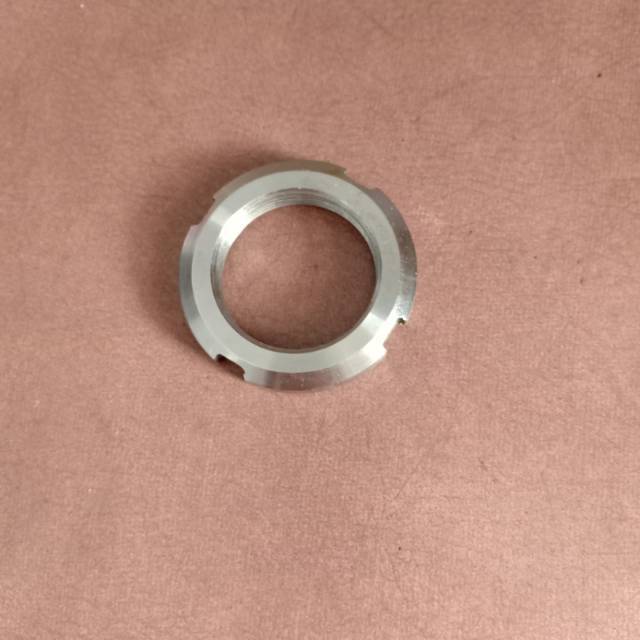 Jual Mur as roda belakang nut rear housing nut kanan ford ranger ...