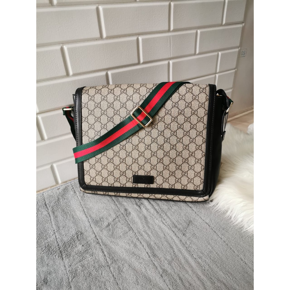 Sling bag gucci pria hotsell