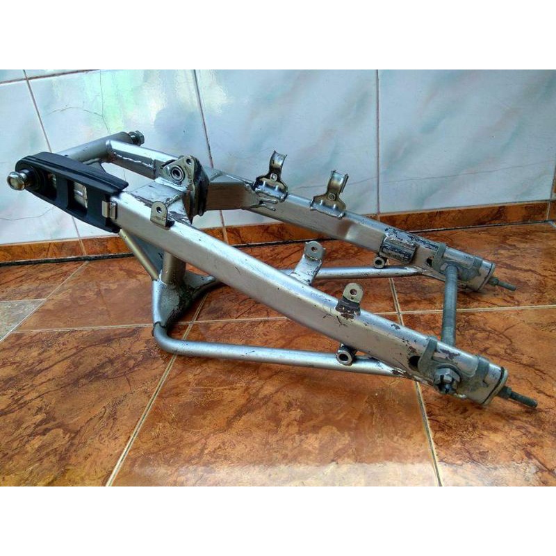 Jual Swing arm ninja rr arem ninja rr original copotan | Shopee Indonesia