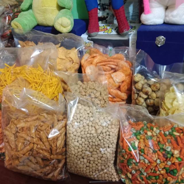 Jual Kue kering /cemilan kering 500gr - part 1 | Shopee Indonesia