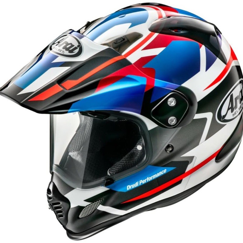 Helm store trail arai