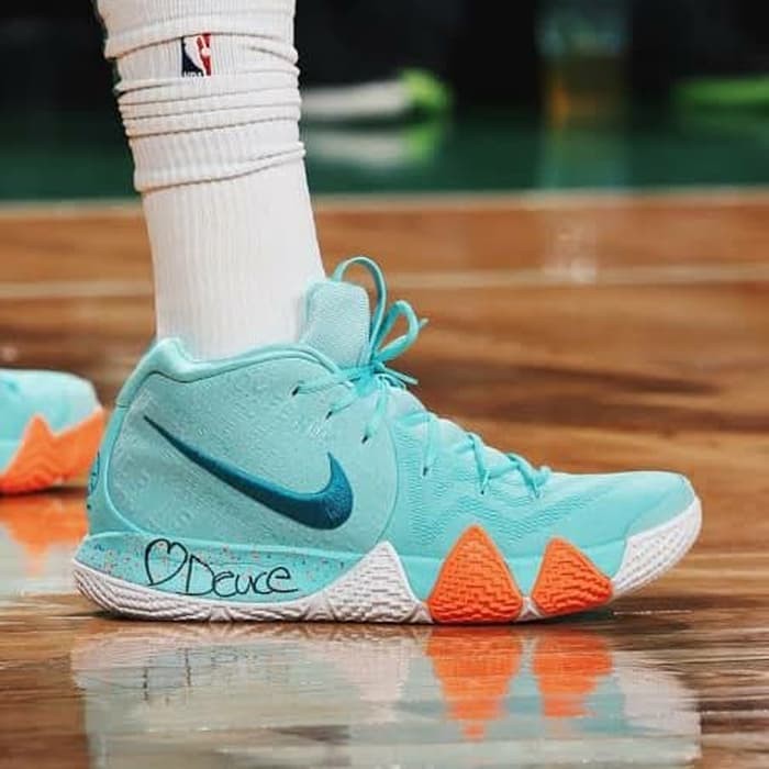 Kyrie 4 sale light aqua