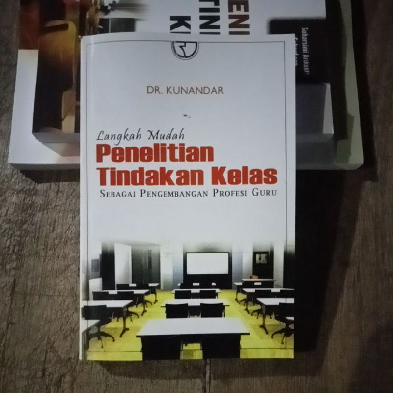 Jual Langkah Mudah Penelitian Tindakan Kelas Sebagai Pengembangan ...